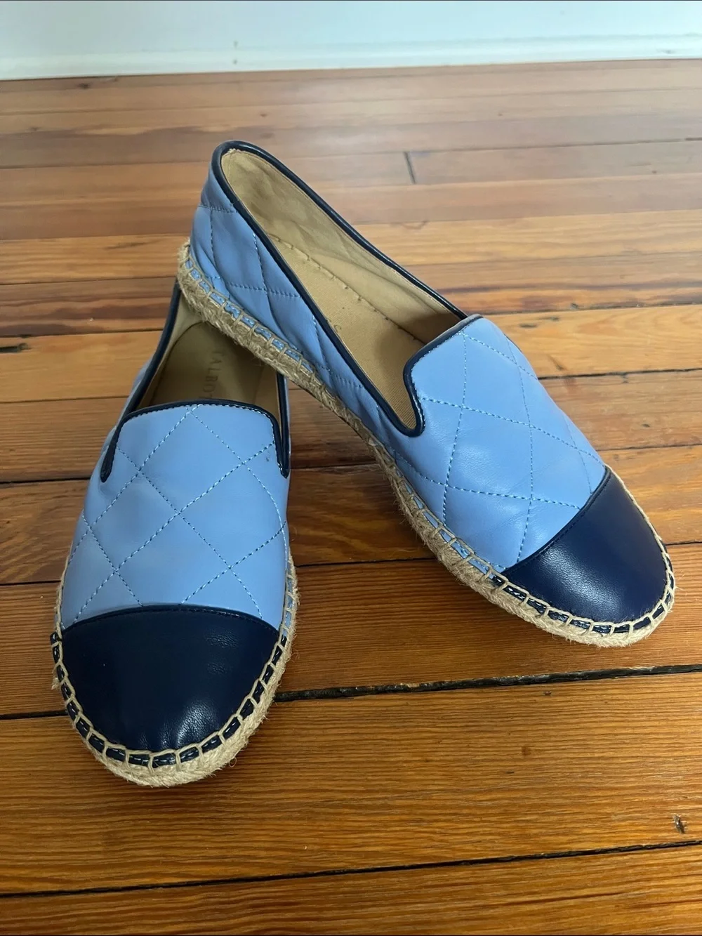 Talbots Izzy Quilted Nappa Espadrilles Blue Leather Cap Toe Size 6.5M